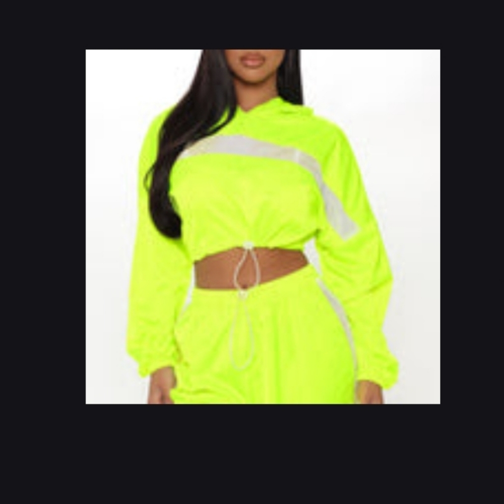 Neon Yellow Reflective Crop Hoodie Jogger Set - Women